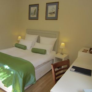 Queen Double Room